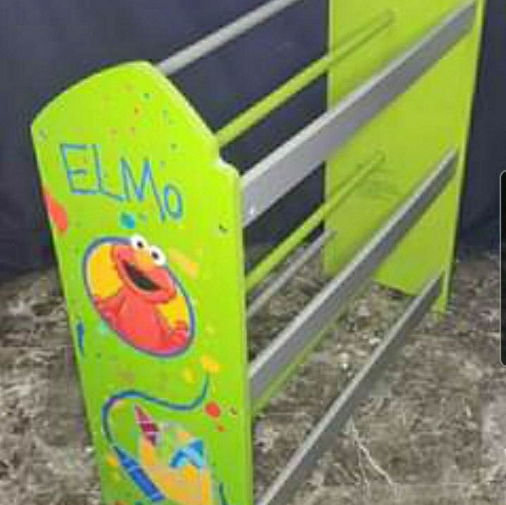 🎉HOST PICK🎉 Sesame Street Elmo 3 Tier Stand